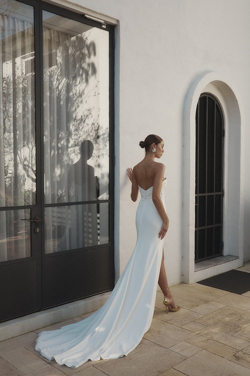 Sheath boho wedding dress hotsell