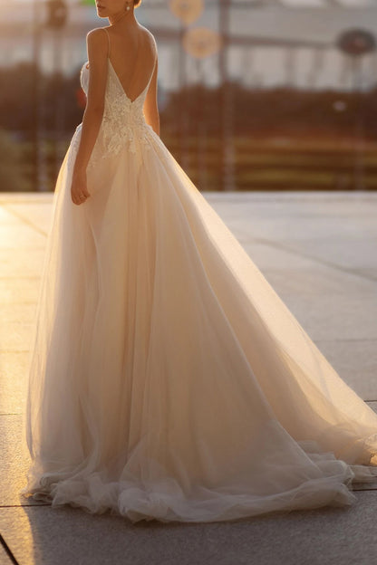 A line Spaghetti Straps Lace Appliques Bohemian Wedding Dress QW2212