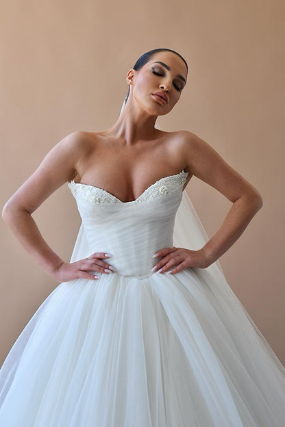 Ball Gown Sweetheart Beads Rustic Wedding Dress Bridal Gown QW0955