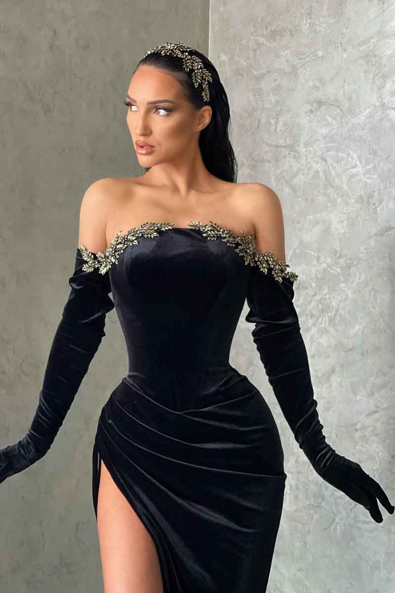 Unique Off Shoulder Beads Long Sleeves Black Velvet Formal Evening Dress with Slit QP1107