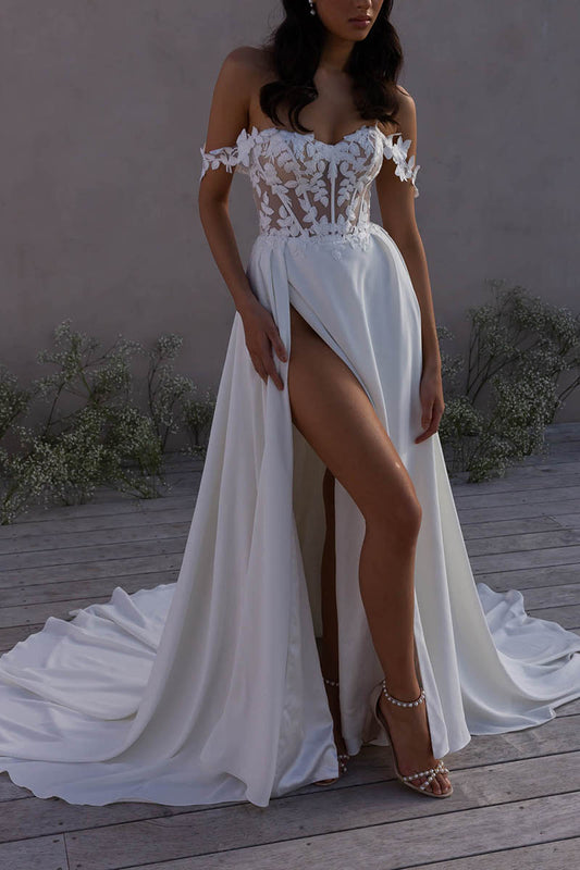 A Line Sweetheart Lace Appliques Boho Wedding Dress with Court Train QW2667