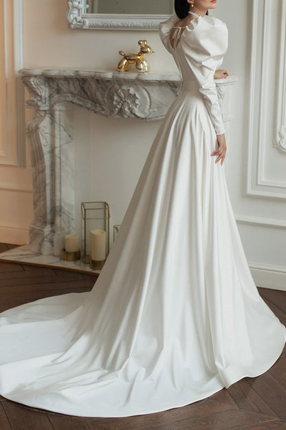 A Line Square Long Sleeves Satin Vintage Wedding Dress with Court Train QW2290