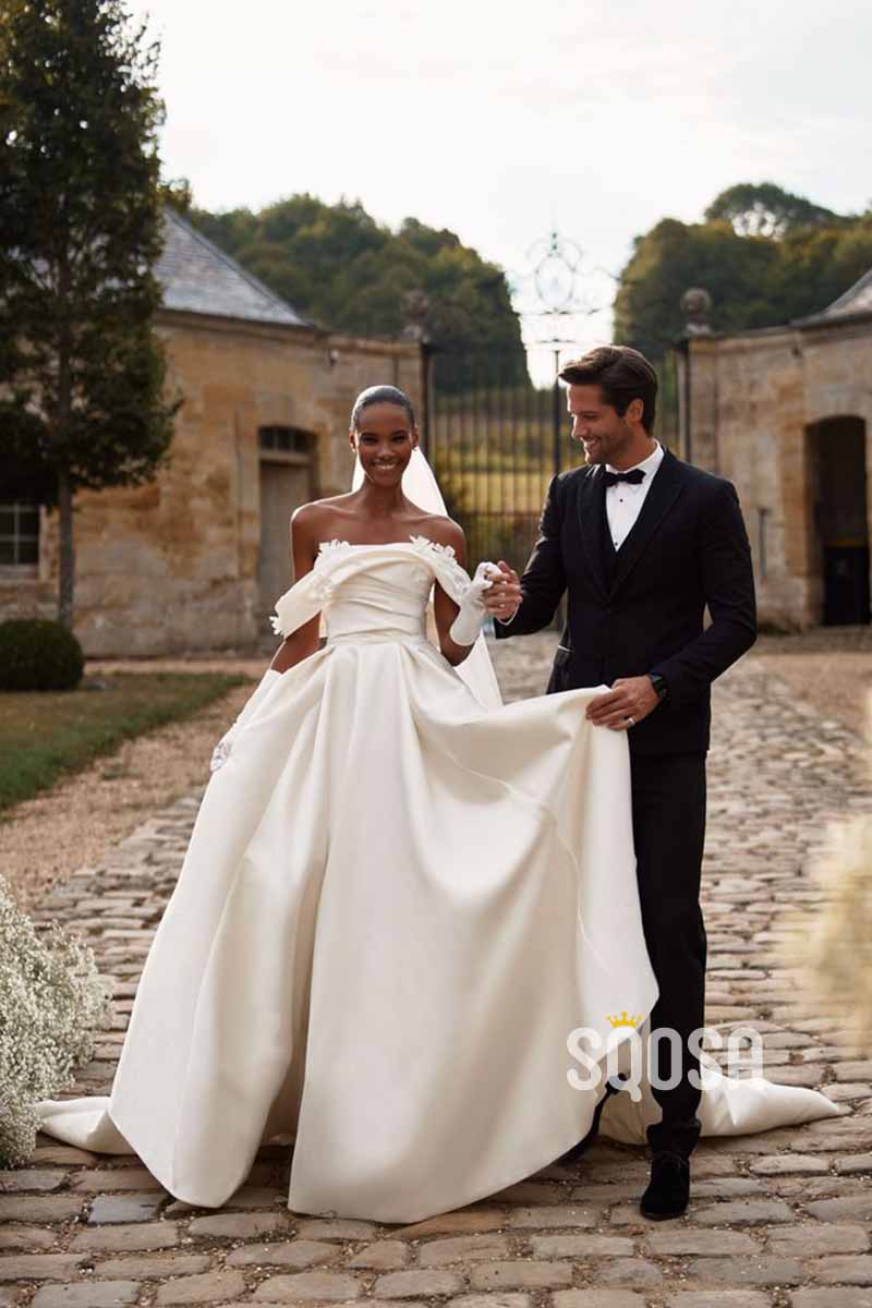 A Line Strapless Satin Pleats Elegant Wedding Dress QW2490