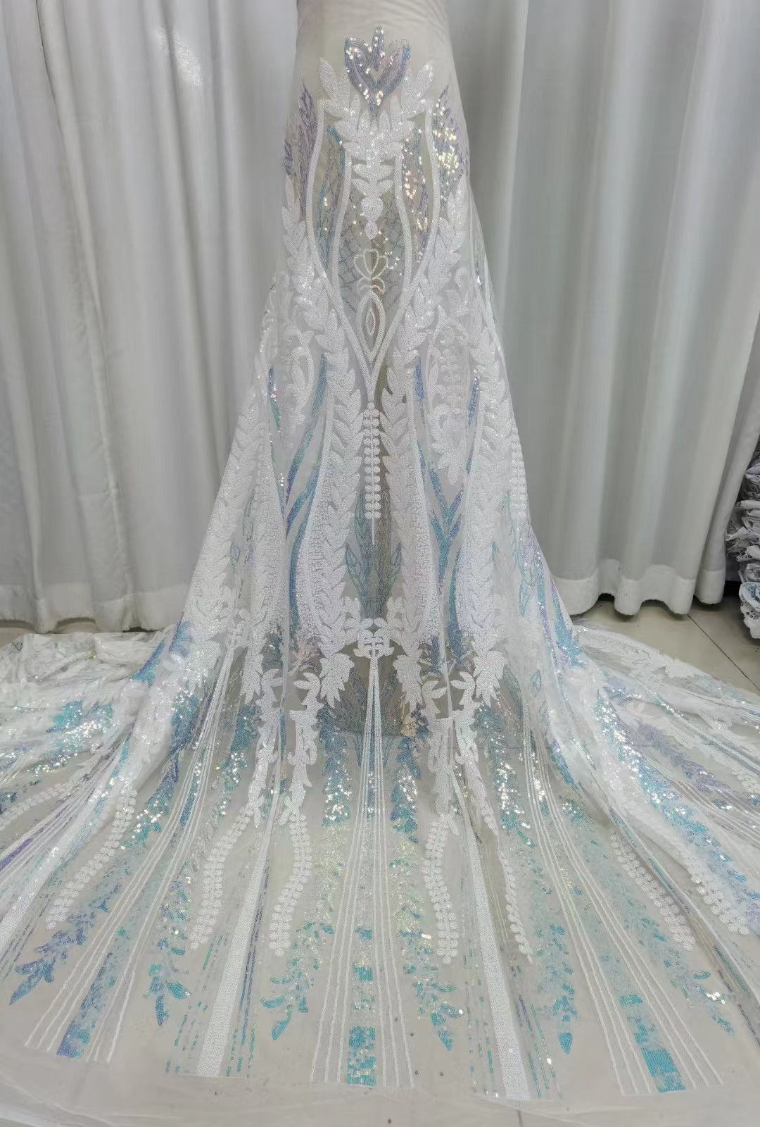 Attractive V-neck Sequins Appliques Mermaid Prom Dress QP0946