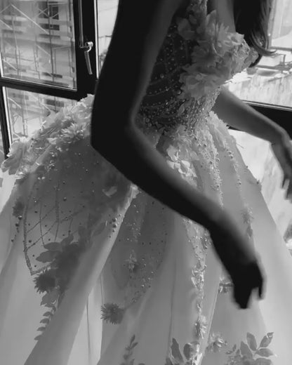 Illusion Lace 3D Appliques High Split Romantic Bohemian Wedding Dress QW2347