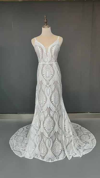 Plunging V-Neck Sheath Lace Bohemian Wedding Dress QW2135
