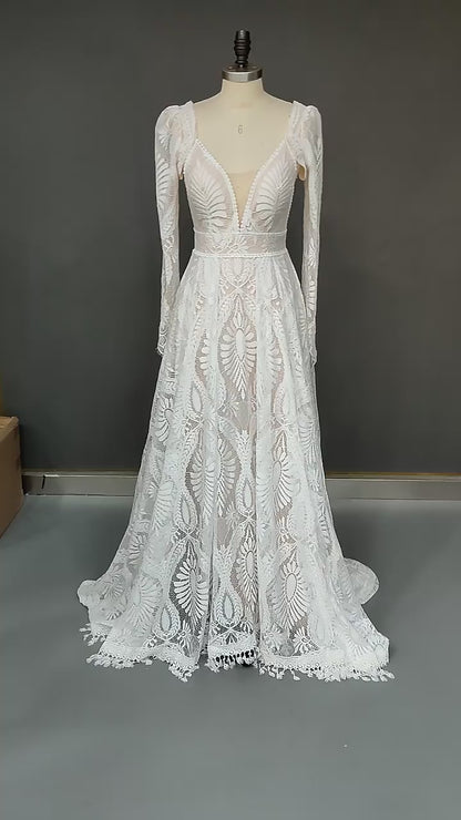 Plunging V-Neck Long Sleeves Romantic Lace Bohemain Wedding Dress Bridal Gown QW2136