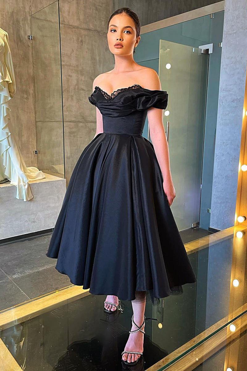 Off Shoulder Lace Black Vintage Homecoming Dress Short Prom Gown QS2134