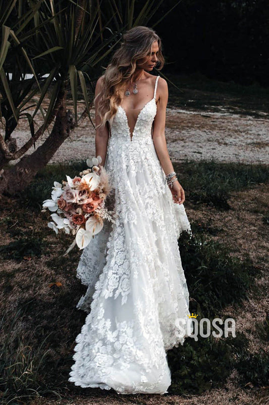 Sexy V-neck Exquisite Lace Bohemian Wedding Dress QW2433|SQOSA