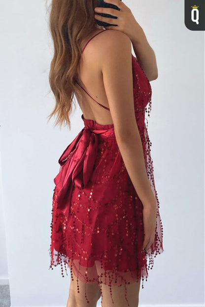 Attractive V-Neck Lace Burgundy Short Homecoming Dress QS2358